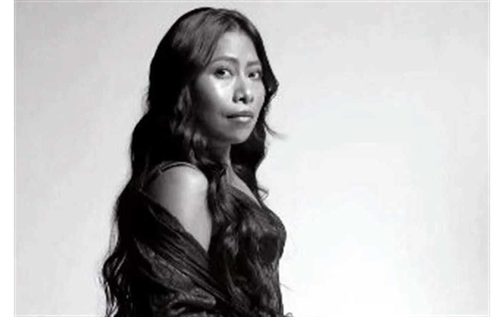 Yalitza Aparicio se convierte en un ‘ángel’ de Victoria’s Secret y posa en lencería para la inclusión