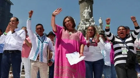 Xóchitl Gálvez es nombrada candidata presidencial del frente opositor