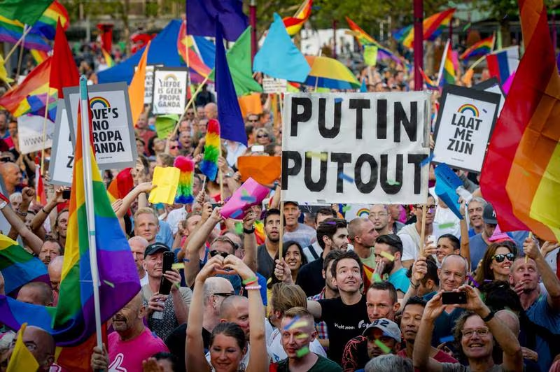 Rusia declara ‘ilegal’ el activismo LGBTQ+ por ‘incitación a la discordia social’