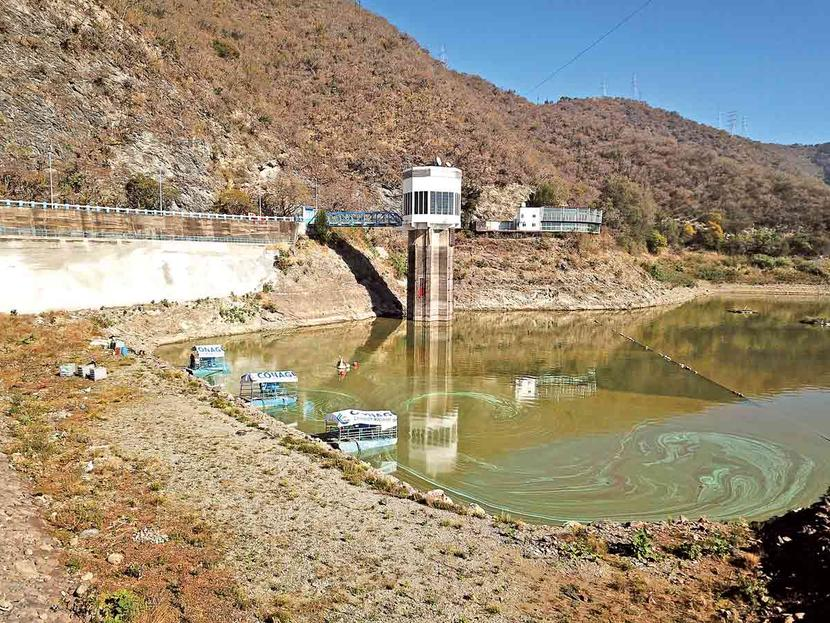 Valle de Bravo: Peligran las fábricas de agua