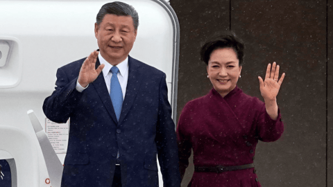 Xi Jinping elogia los lazos de China con Francia mientras Macron se prepara para hablar de comercios