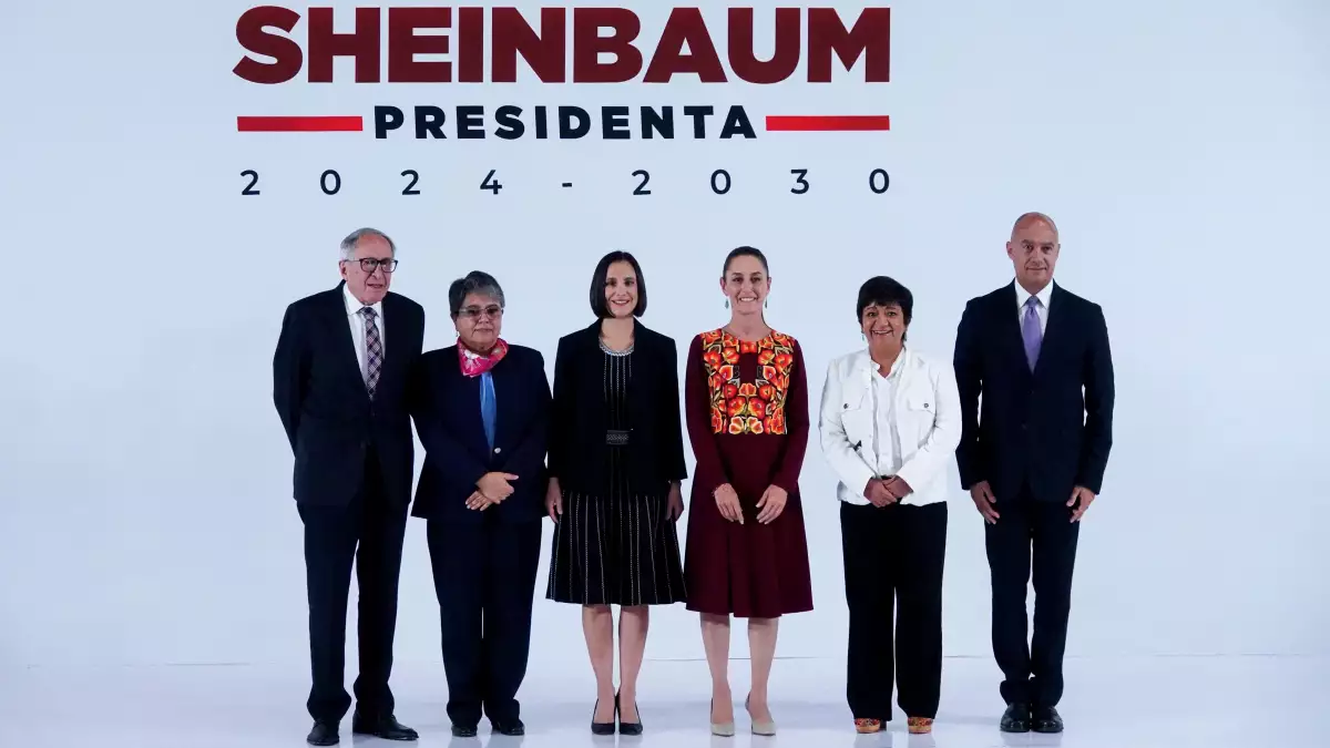 Claudia Sheinbaum presenta a otros 5 miembros de su gabinete; Luz Elena González va a la Sener