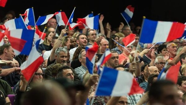 Opinión de The Guardian sobre las elecciones anticipadas de Macron: Francia al borde del abismo