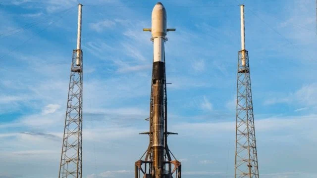 Satélites dispersos tras explosión en misión no amenazan la Tierra: SpaceX