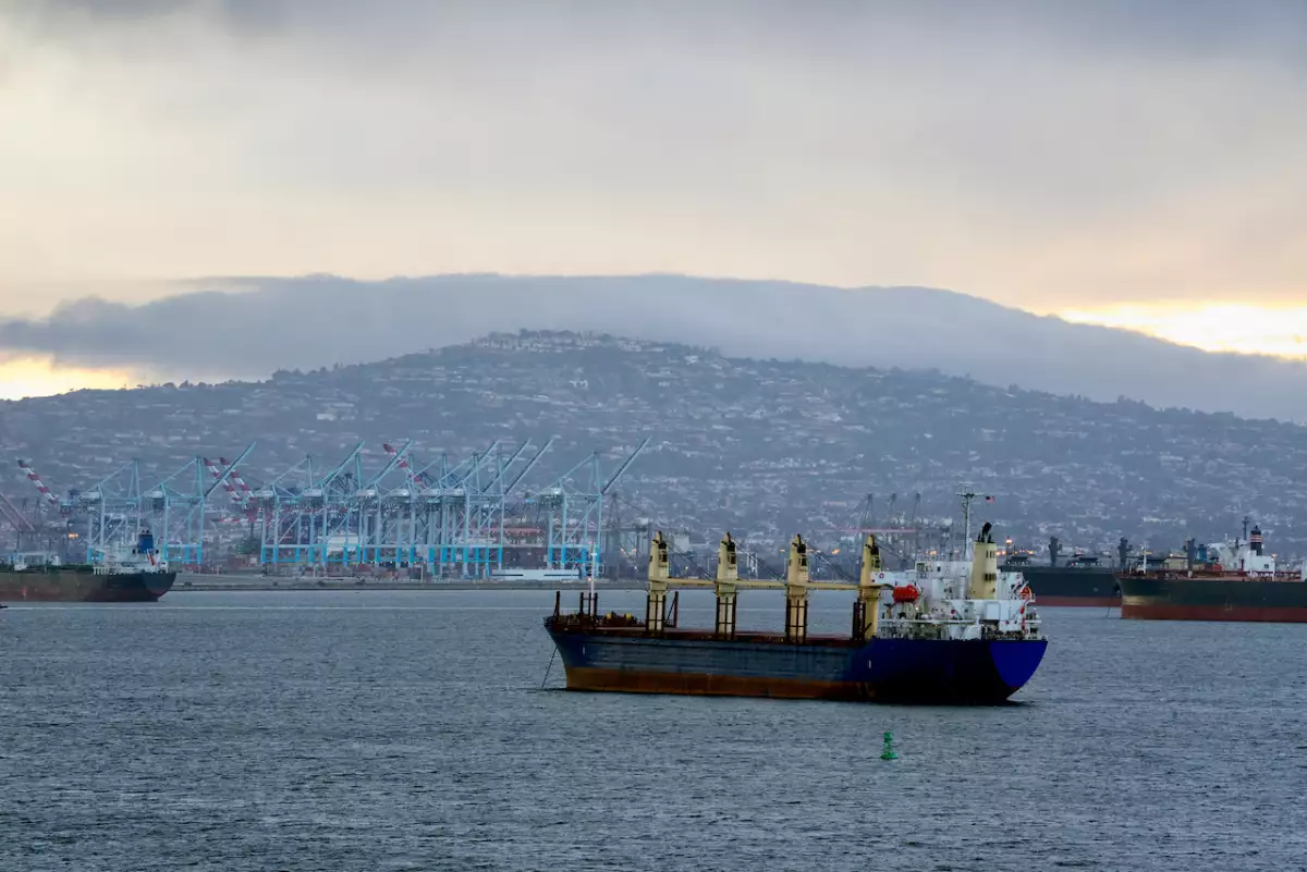 Huelga en puertos de EU y bloqueos ponen en alerta a la logística en México