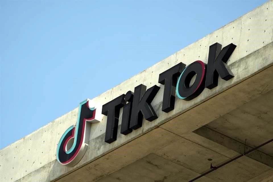 Demandan 13 estados de EU a TikTok por perjudicar a jóvenes