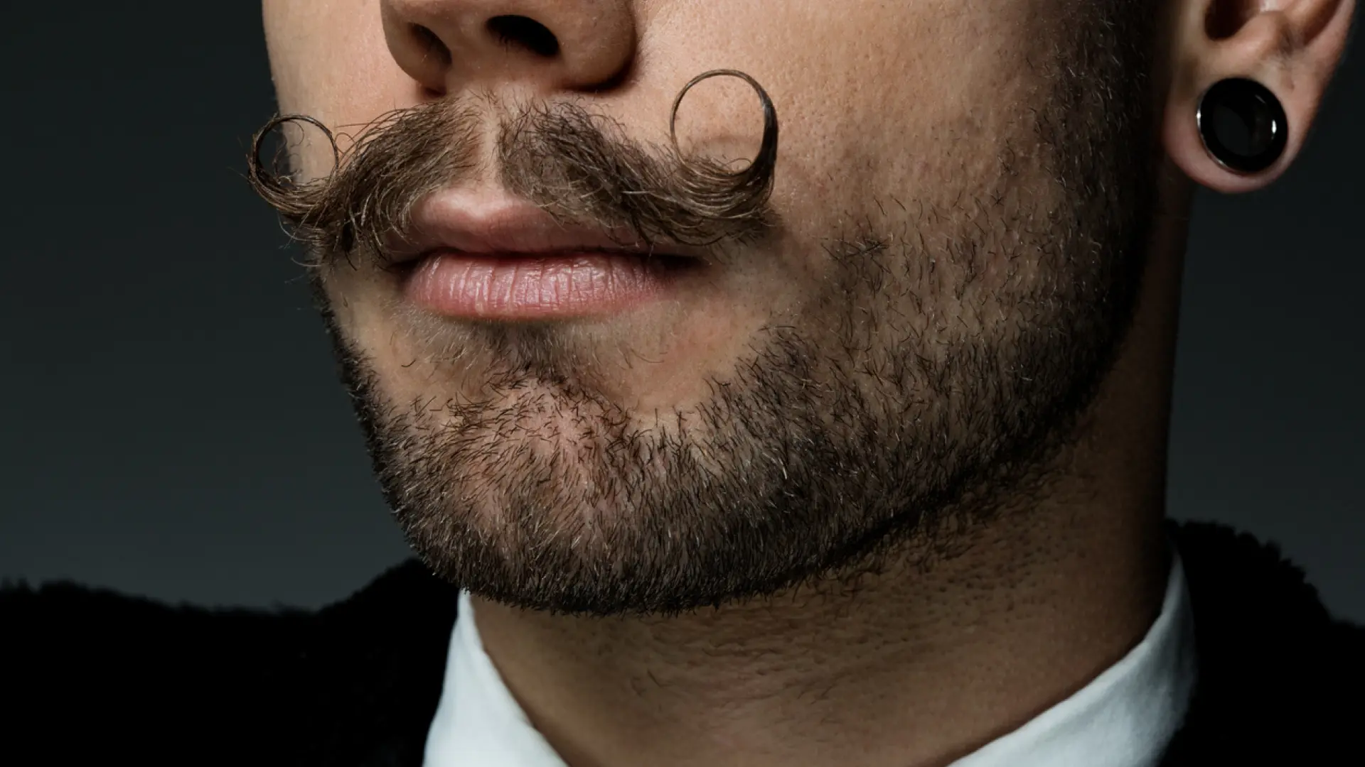 Noviembre con bigote: el llamado a la salud masculina 