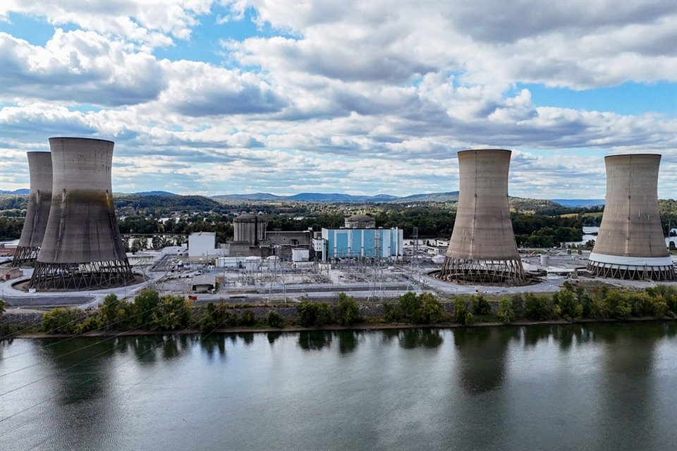 Paran acuerdo de tecnológicas para utilizar energía nuclear