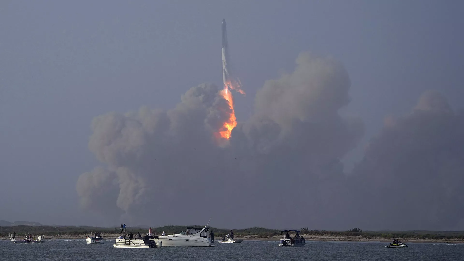 Los restos de la nave Starship ‘llueven’ sobre el Caribe: ¿un fracaso más para Musk?