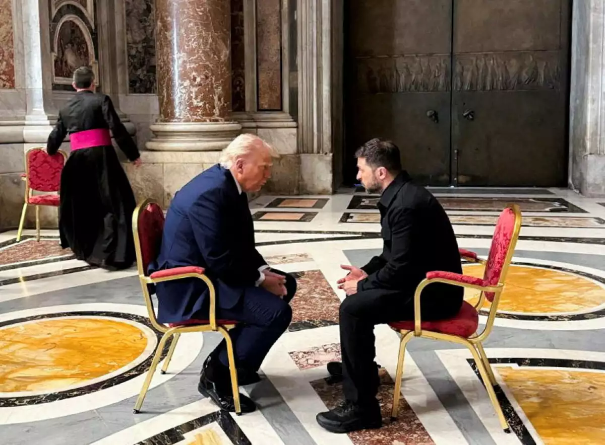 En el Vaticano, Trump y Zelenski abren un diálogo por la paz en Ucrania