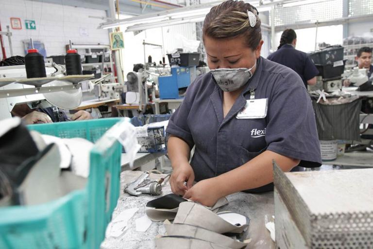 El déficit nacional de empleo: 10.7 millones