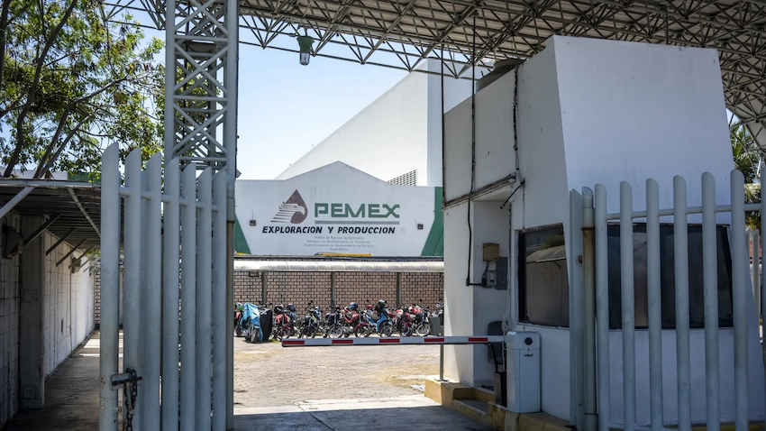 Pemex limita venta de petróleo al extranjero: 2025 sería el año más bajo en exportación en la historia