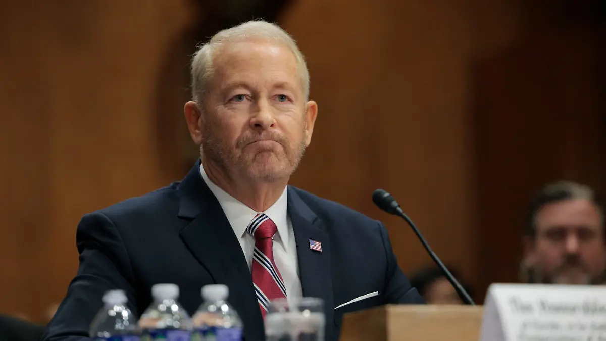 Ron Johnson rinde protesta como embajador de EU en México