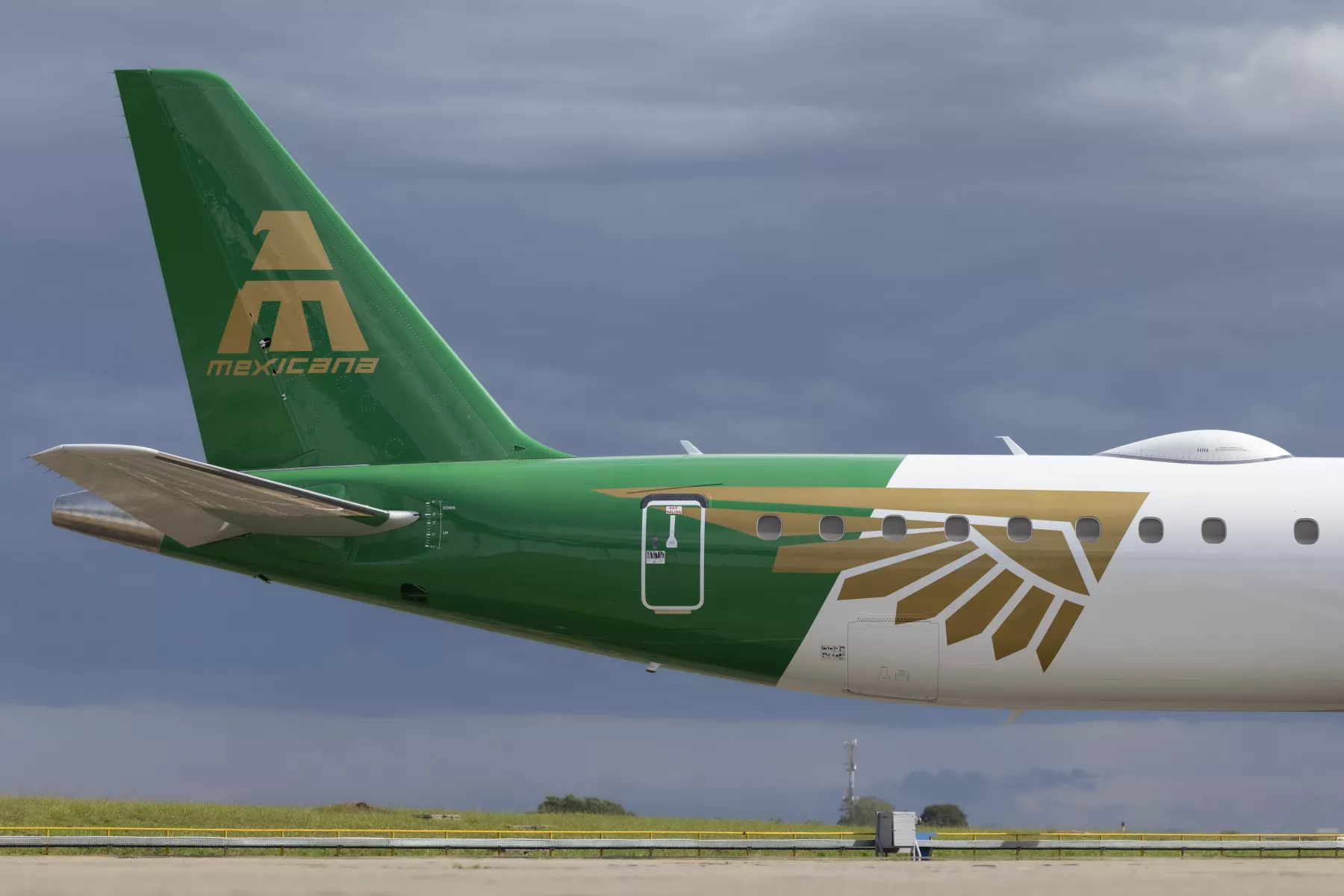 Mexicana de Aviación estrena Embraer y lanza su ofensiva aérea
