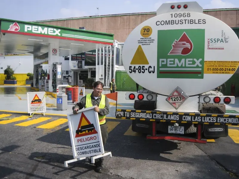 Transporte de combustibles sobre ruedas facilita huachicol e incentiva el mercado ilegal