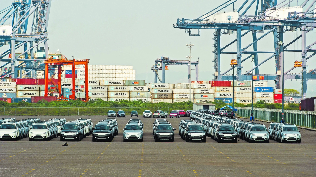 Exportaciones e importaciones mexicanas crecen 13.8% y 15.2% y rompen récords en septiembre