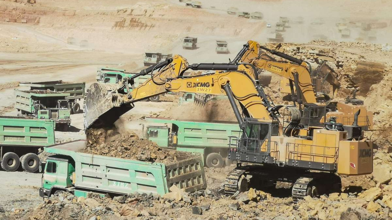 Inversión fija bruta acumula 11 meses de caídas anuales al contraerse 7.2% en julio