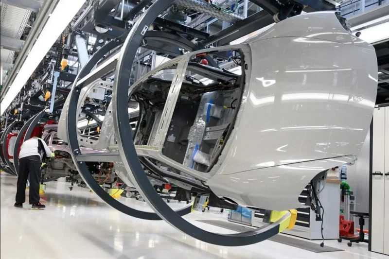 Producción y exportación de autos caen en noviembre