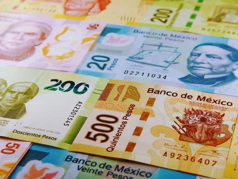 La doble cara del crédito: Expansión moderada, pero focos amarillos en morosidad